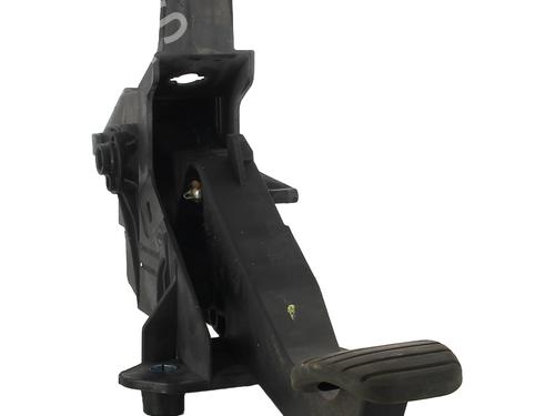 Used Clutch pedal Clutch pedal DACIA SANDERO II TCe 90 (B8M1, B8MA, B8AC) (90 hp) 33860284 33860284