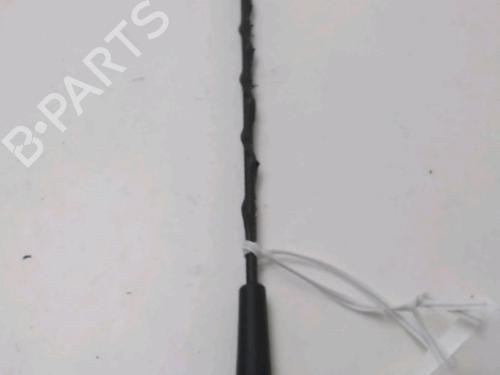 Used Antenna/Base RENAULT TWINGO III (BCM_, BCA_) 0.9 TCe 90 (BCM9, BCM2) (90 hp) 18125285
