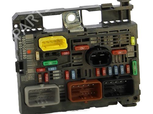 Used Fuse box Fuse box PEUGEOT PARTNER Box Body/MPV 1.6 HDi (90 hp) 34529479 34529479