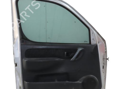 Used Left front door Left front door 39419469 39419469