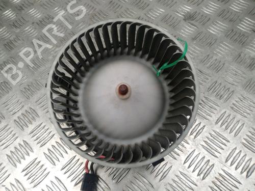 Used Heater blower motor AUDI A4 B8 Avant (8K5) 2.0 TDI (143 hp) 13078681