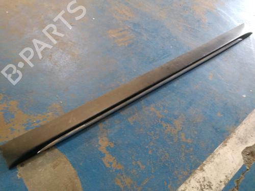 Used Right sideskirt PEUGEOT 3008 I MPV (0U_) 1.6 BlueHDi 120 (120 hp) 29516694