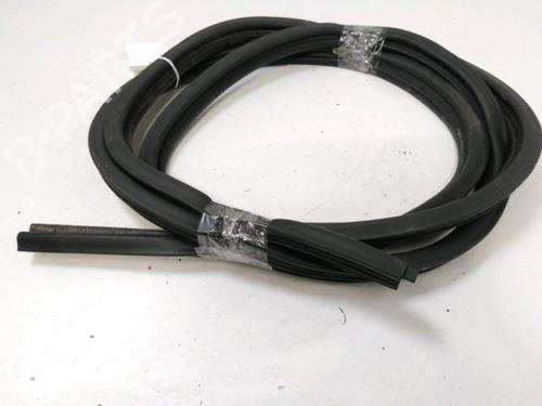 Used Rubber door seal RENAULT KANGOO Express (FC0/1_) 1.5 dCi (FC1E) (68 hp) 31078262