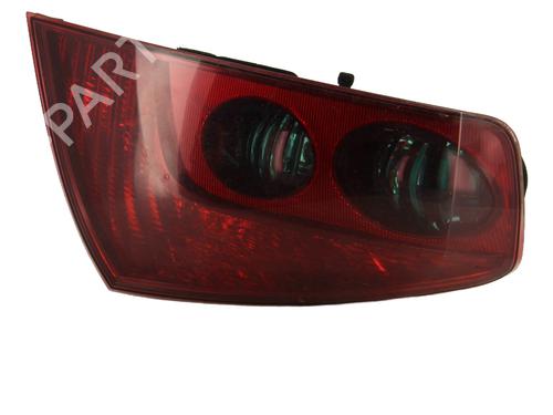 Left taillight PEUGEOT 407 (6D_) 1.8 (6D6FZB) | BP31961848C34