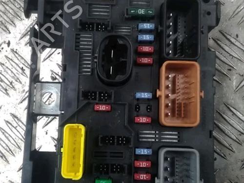 Used Fuse box CITROËN C2 (JM_) 1.4 HDi (68 hp) 13666724