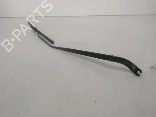 front-windshield-wiper-arm-renault-megane-iv-hatchback-b9amn_-2015-28310078 main image