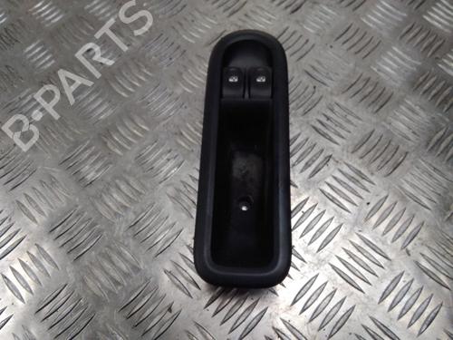 Used Left front window switch Left front window switch RENAULT TWINGO II (CN0_) 1.2 16V (CN04, CN0B) (75 hp) 11517865 11517865