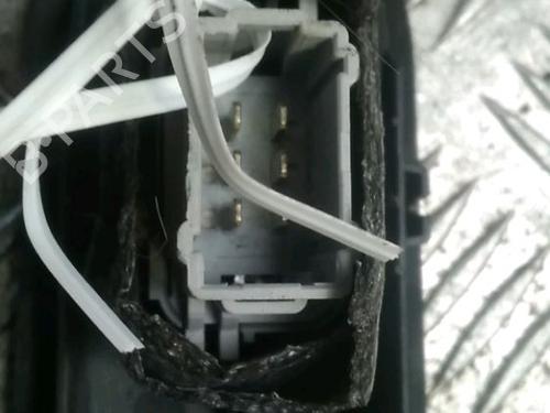 Used Switch Switch RENAULT SCÉNIC II (JM0/1_) 1.9 dCi (JM0G, JM12, JM1G, JM2C) (120 hp) 16309409 16309409
