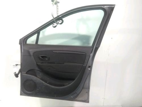 Used Right front door RENAULT SCÉNIC III (JZ0/1_) 1.5 dCi (110 hp) 28007593