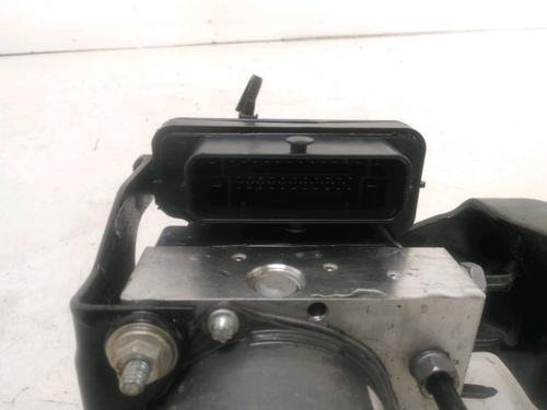 Used ABS pump ABS pump CITROËN C3 III (SX) 1.5 BlueHDi 100 (SXYHYP, SXYHTU) (102 hp) 29551551 29551551