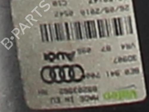 Right front fog light AUDI A3 Sportback (8PA) 1.6 TDI | BP31278150C31 