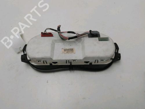 Cuadro instrumentos RENAULT CLIO II (BB_, CB_) 1.9 D (B/CB0E, BB0J) (64 hp) 31372373