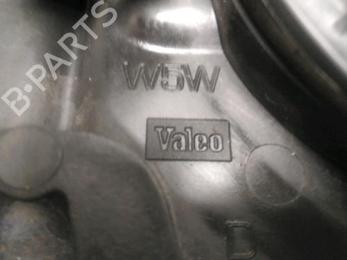 Used Right headlight Right headlight RENAULT LAGUNA II (BG0/1_) 1.9 dCi (BG08, BG0G) (120 hp) 28504223 28504223