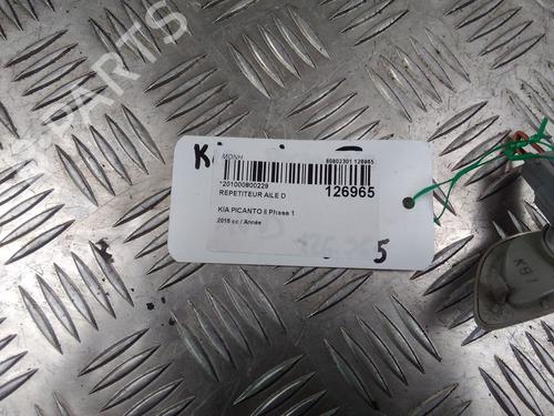 Used Right side indicator Right side indicator 14902547 14902547