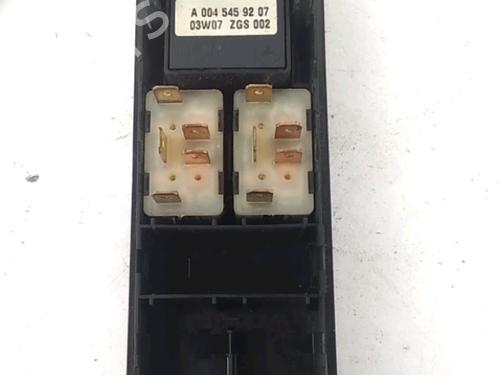 Used Left front window switch MERCEDES-BENZ VITO Van (W638) 112 CDI 2.2 (638.094) (122 hp) 31278011