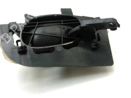 Used Front left interior door handle PEUGEOT 206 Hatchback (2A/C) 1.4 i (75 hp) 17528317