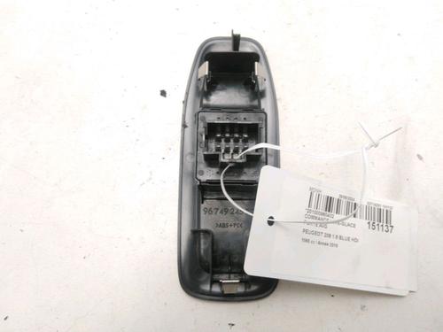 Used Left front window switch Left front window switch PEUGEOT 208 I (CA_, CC_) 1.6 HDi / BlueHDi 75 (75 hp) 19441824 19441824