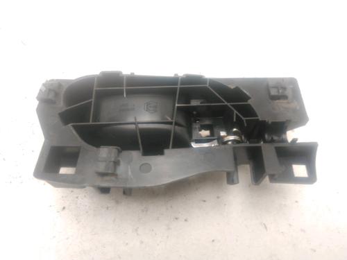 Used Front left interior door handle PEUGEOT 208 I (CA_, CC_) 1.4 HDi (68 hp) 26442949