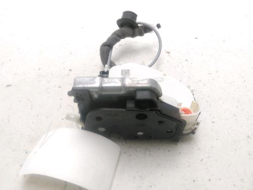 front-left-lock-audi-q5-sportback-fyt-2020-28801227 main image