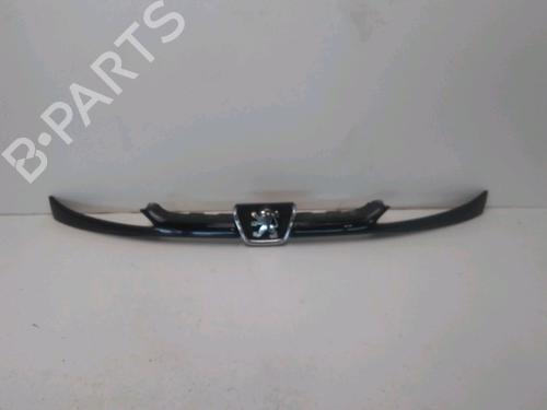 Used Grille PEUGEOT 206 Hatchback (2A/C) 2.0 HDI 90 (90 hp) 27728809