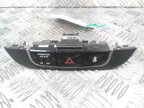 Used Warning switch HYUNDAI ix35 (LM, EL, ELH) 2.0 CRDi 4WD (184 hp) 20977349