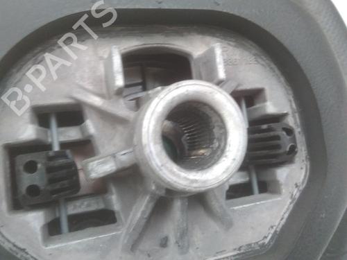Steering wheel PEUGEOT 5008 (0U_, 0E_) 1.6 HDi | BP15749619C49