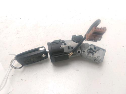 Used Ignition barrel Ignition barrel CITROËN C3 II (SC_) 1.2 VTi 82 (82 hp) 23869603 23869603