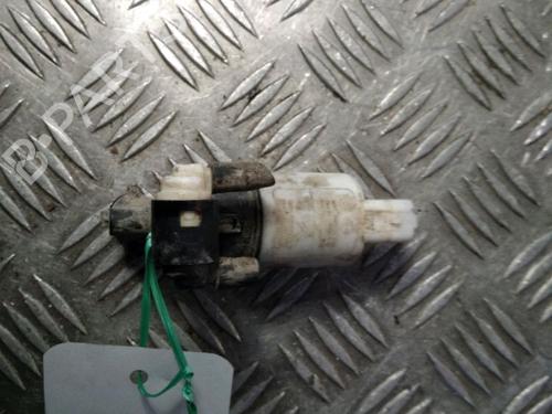 Used Washer pump PEUGEOT 308 I (4A_, 4C_) 2.0 HDi (136 hp) 14904292