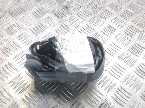 Used Rear center seatbelt RENAULT CLIO II (BB_, CB_) 1.2 (BB0A, BB0F, BB10, BB1K, BB28, BB2D, BB2H, CB0A,... (58 hp) 16332789