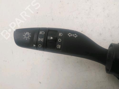 Used Steering column stalk HYUNDAI i20 II (GB, IB) 1.1 CRDi (75 hp) 24881971
