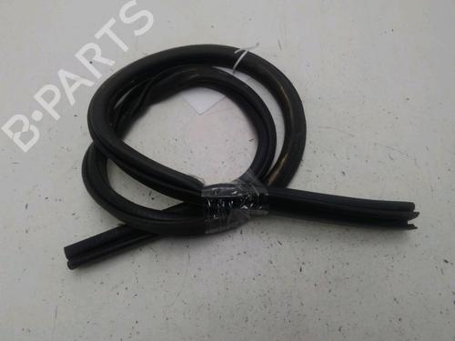 Used Rubber door seal PEUGEOT 207 CC (WD_) 1.6 HDi (109 hp) 27551379