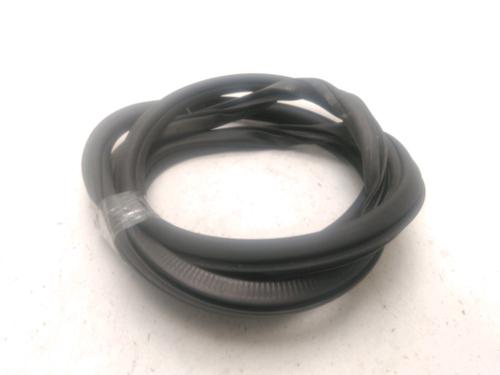Used Rubber door seal VW POLO V (6R1, 6C1) 1.4 TDI (75 hp) 27268449