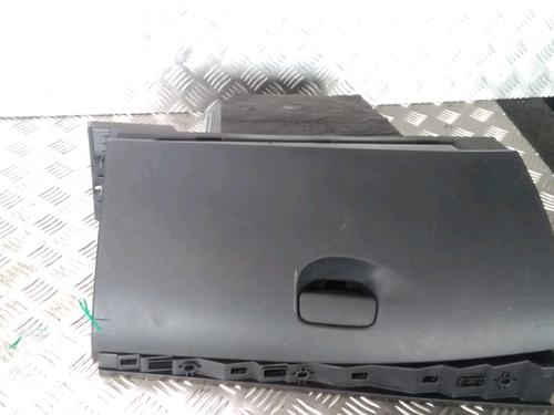 Used Glove box RENAULT MEGANE III Hatchback (BZ0/1_, B3_) 1.5 dCi (BZ09, BZ0D, BZ1W, BZ29, BZ14) (110 hp) 14964010