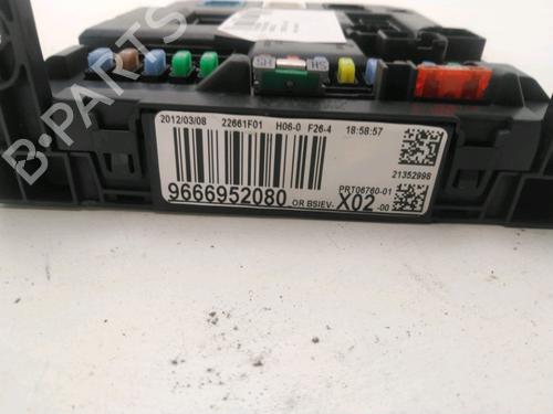 Used Fuse box CITROËN C3 II (SC_) 1.4 (73 hp) 20328133