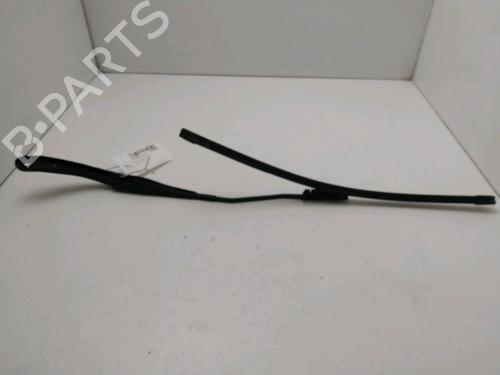 Front windshield wiper arm DACIA DUSTER (HM_) 1.5 dCi 110 (HMAB) | BP30825424C143