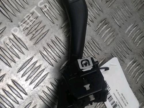 Used Steering column stalk SEAT ALTEA XL (5P5, 5P8) 1.9 TDI (105 hp) 16742201