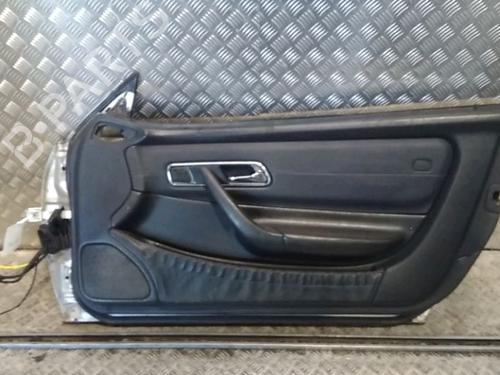Used Right front door MERCEDES-BENZ SLK (R170) 230 Kompressor (170.447) (193 hp) 27438886