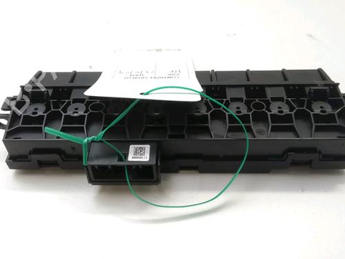 Used Warning switch Warning switch RENAULT CLIO V (B7_) 1.5 Blue dCi 100 (B7AD) (101 hp) 18059418 18059418