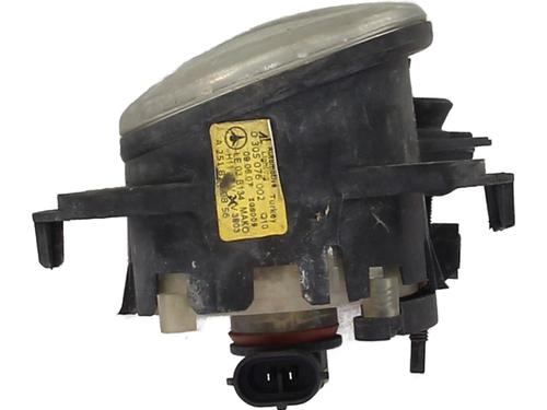right-front-fog-light-mercedes-benz-c-class-w204-2007-2008-2009-2010-2011-2012-2013-2014-2015-32179002 main image
