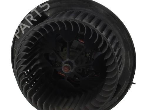 Used Heater blower motor Heater blower motor BMW 3 Touring (E91) 318 d (143 hp) 32005526 32005526