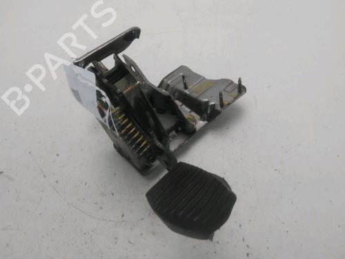 Used Clutch pedal PEUGEOT 207 (WA_, WC_) 1.6 HDi (90 hp) 29621907