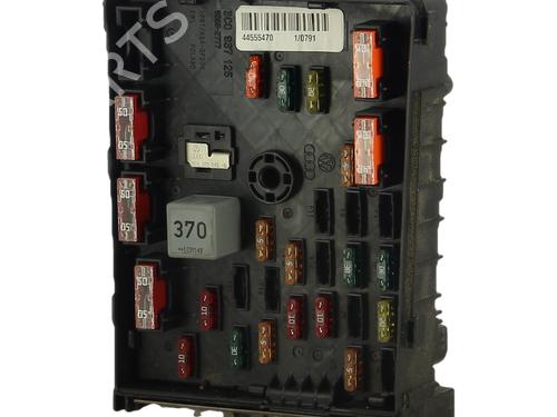 Fuse box VW PASSAT CC B6 (357) 2.0 TDI | BP38714656E1 - Image 2