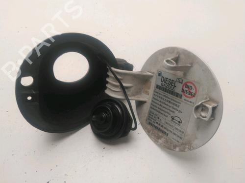 Used Fuel flap VW SCIROCCO III (137, 138) 2.0 TDI (140 hp) 27394216