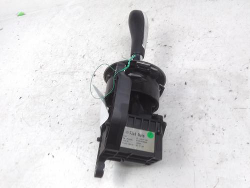 Used Gear lever Gear lever FIAT 500 (312_) 1.2 (312AXA1A) (69 hp) 15748642 15748642