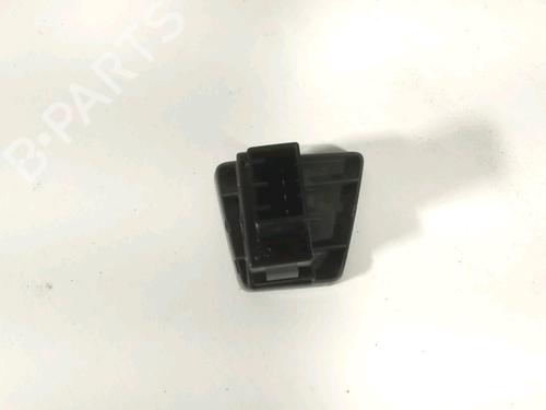 Used Left front window switch Left front window switch FIAT PANDA (169_) 1.2 4x4 (169.AXB2A) (60 hp) 19917694 19917694