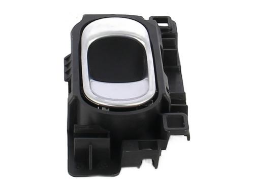 Used Rear left interior door handle Rear left interior door handle CITROËN C3 III (SX) 1.5 BlueHDi 100 (SXYHYP, SXYHTU) (102 hp) 30048136 30048136