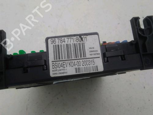 Used Fuse box CITROËN C5 III Break (RW_) 1.6 HDi 115 (114 hp) 27709798