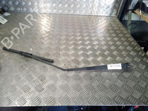 Used Front windshield wiper arm SUZUKI ALTO VII (GF, HA25_, HA35_) 1.0 (AMF310, GFC31S) (68 hp) 14902784