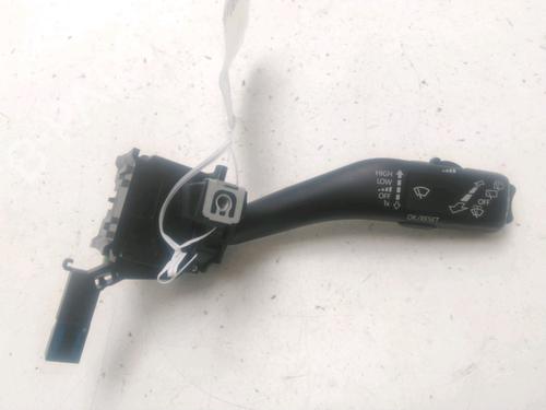 Used Steering column stalk Steering column stalk VW GOLF VI (5K1) 2.0 TDI (110 hp) 26608467 26608467