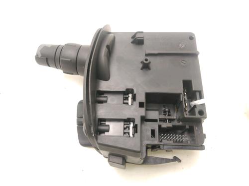 Used Steering column stalk RENAULT CLIO III (BR0/1, CR0/1) 1.5 dCi (75 hp) 20977383